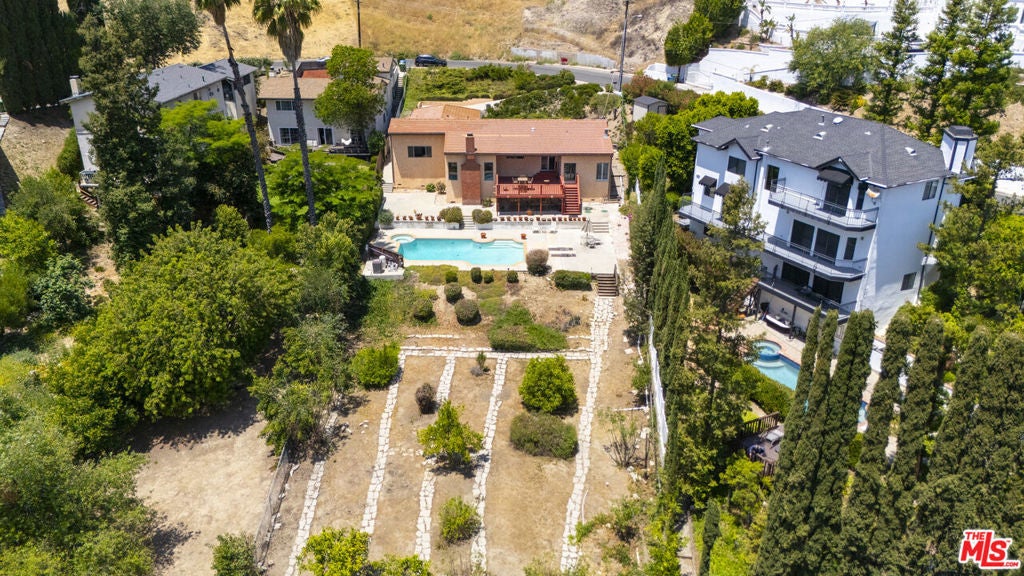 Photo of Listing #25543075