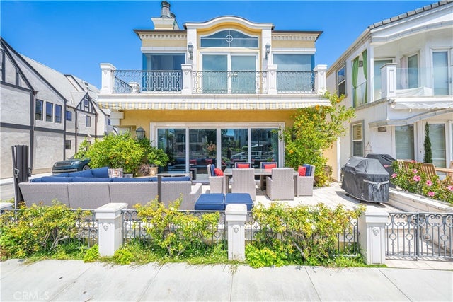 59 Rivo Alto Canal, Long Beach