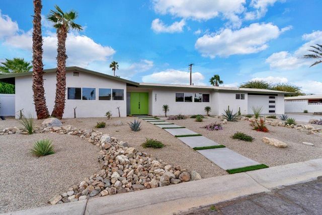 3087 N Biskra Road, Palm Springs