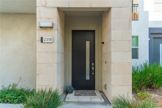 2318 Synergy, Irvine