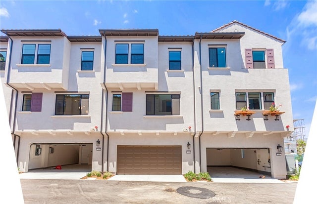 150 Bridle Drive, Burbank