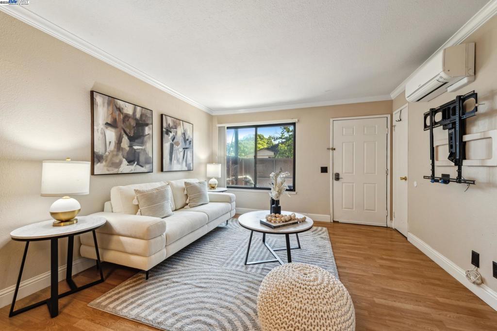 Photo of Listing #41099333