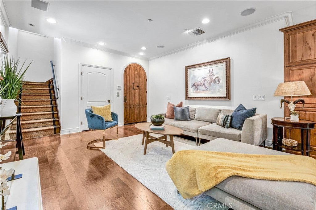 638 Sierra Madre Boulevard D, Sierra Madre