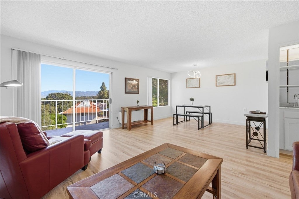 Photo of Listing #OC25119580