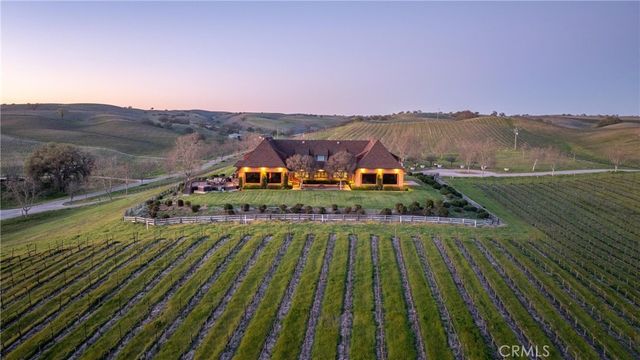 4710 Flying Paster Lane, Paso Robles