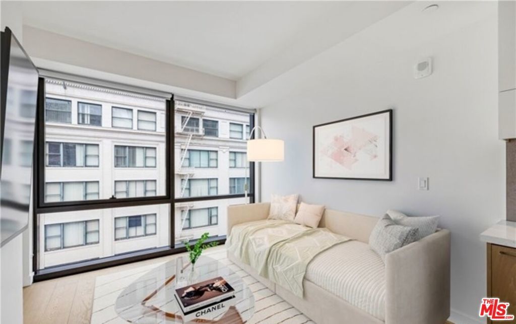 Photo of Listing #25545707