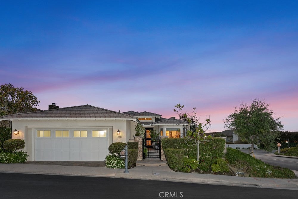 Photo of Listing #OC25120300