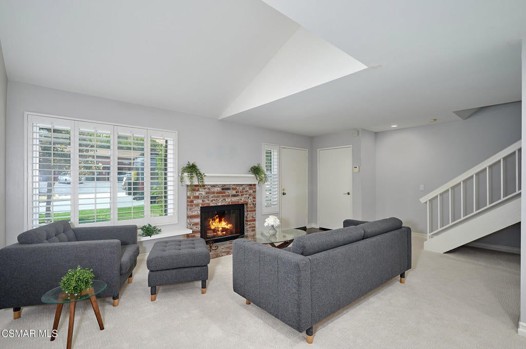 24425 Vanowen Street 82, West Hills