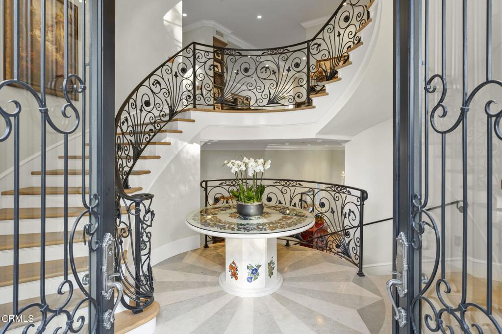 Photo of Listing #V1-30287