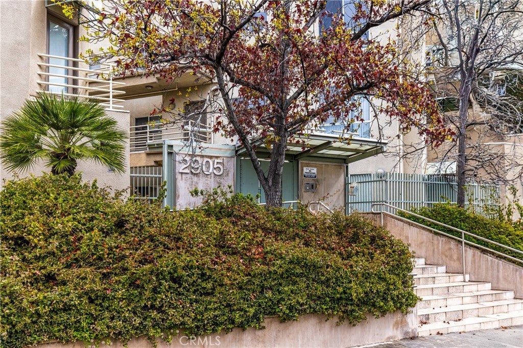 2905 Montrose Avenue 318, La Crescenta