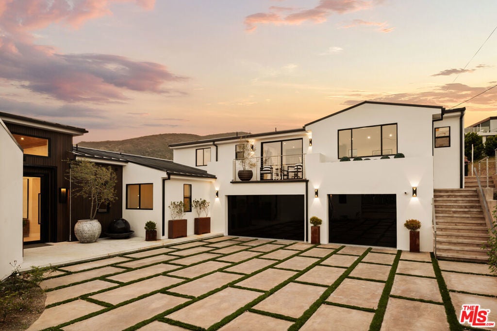 Photo of Listing #25546679