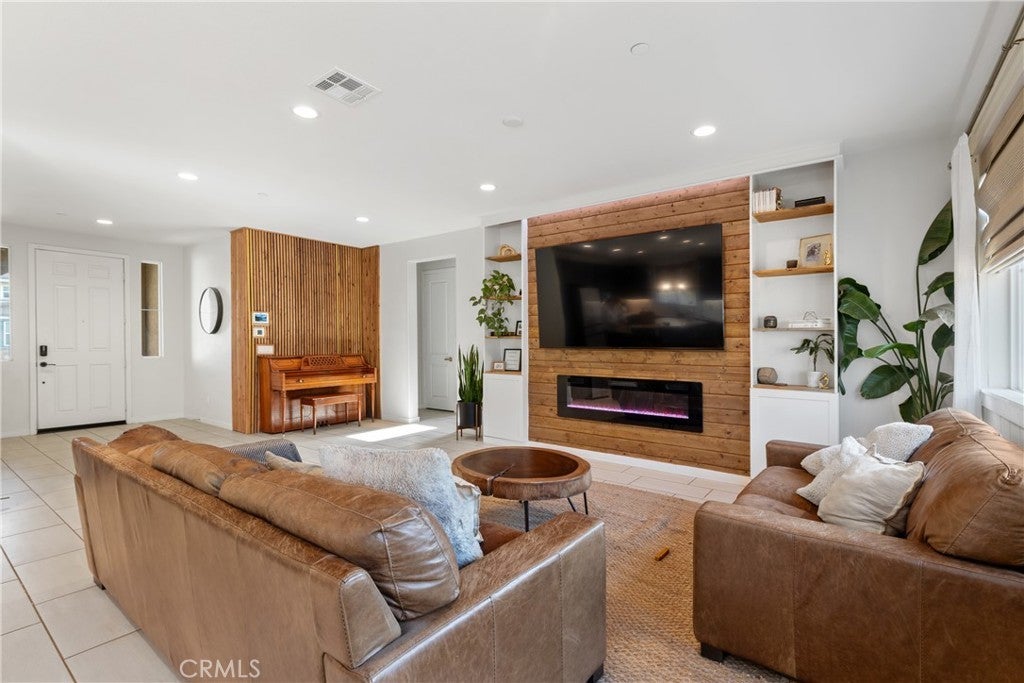 Photo of Listing #SW25124797