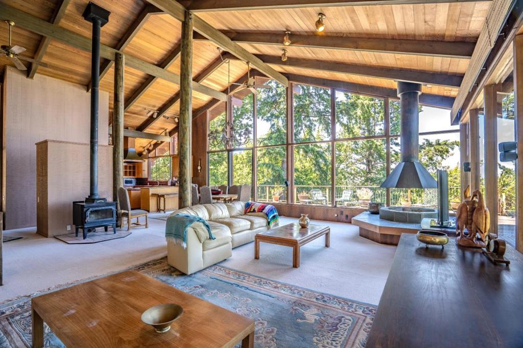 Photo of Listing #ML82007583