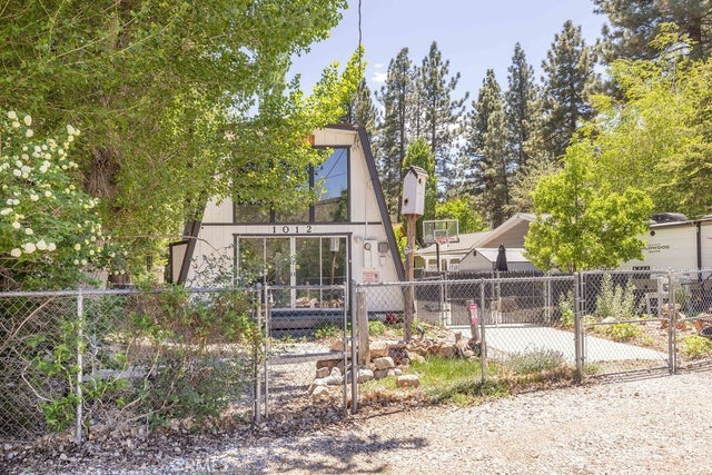 Listing photo for 1012 Fairway Boulevard, Big Bear City, CA