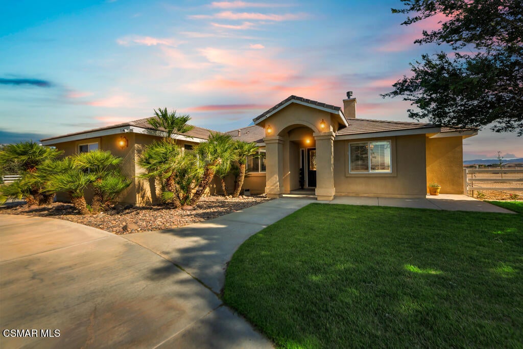 7142 Avenue A4, Lancaster