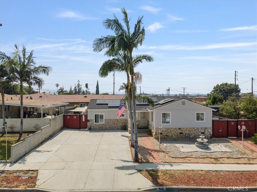 665 Larimore, La Puente