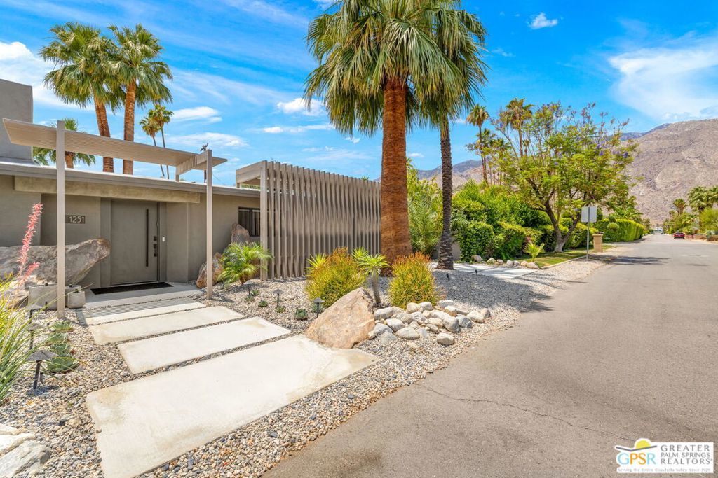 1251 San Lorenzo Road, Palm Springs