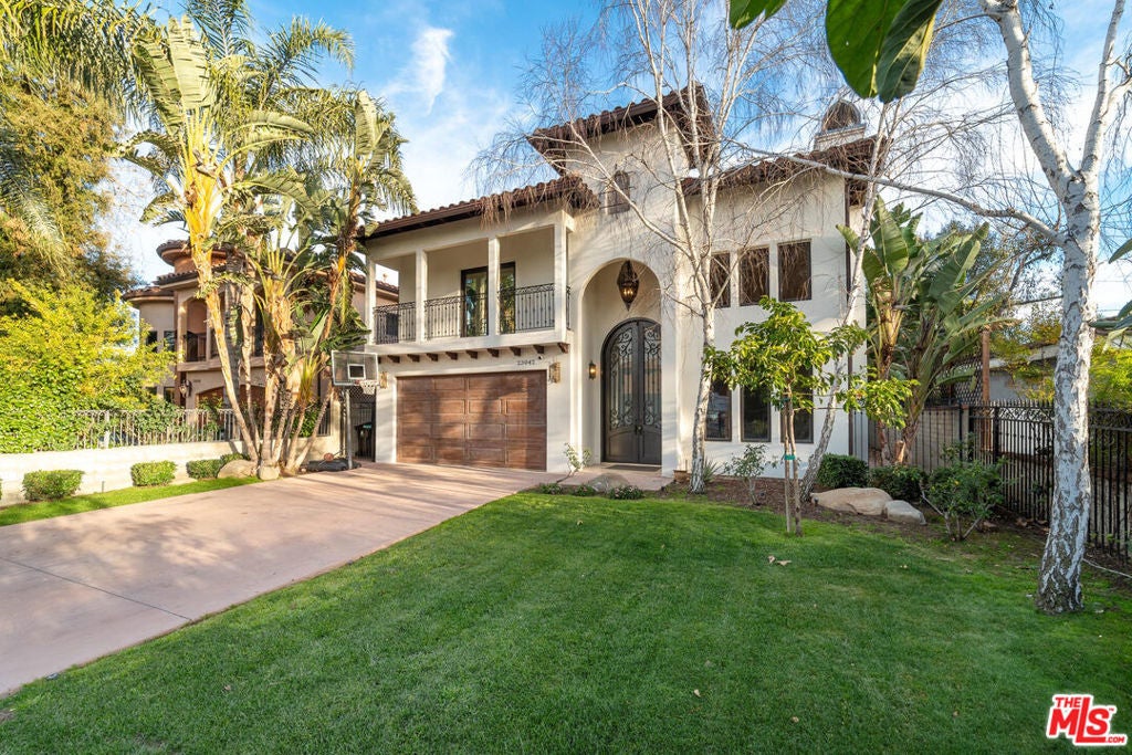 Photo of Listing #25548819