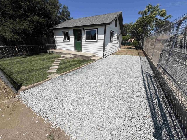 1021 D Street, Ramona