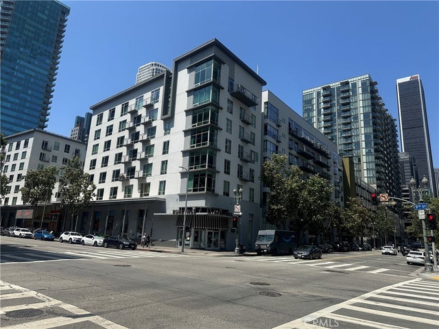 645 W 9th Street # 529, Los Angeles