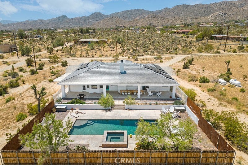 Photo of Listing #SB25128541