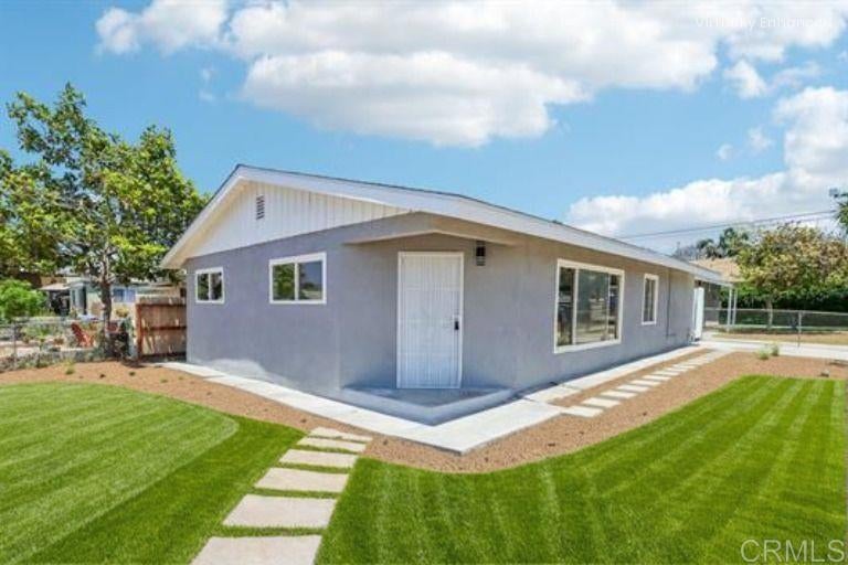 Photo of Listing #PTP2504314