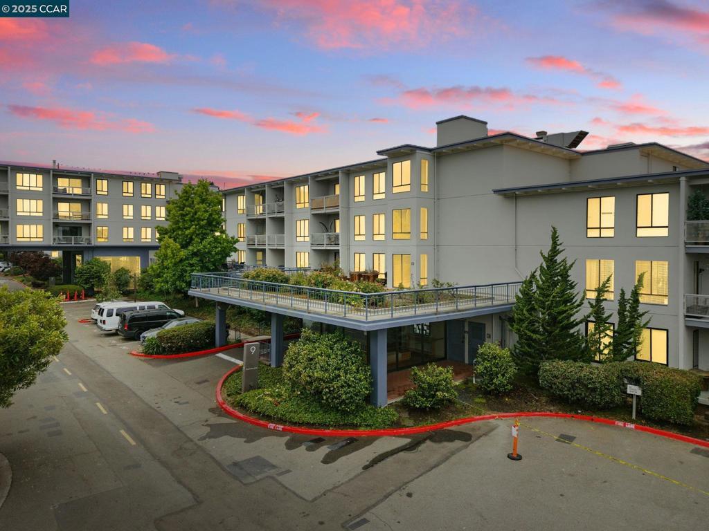 Photo of Listing #41100840