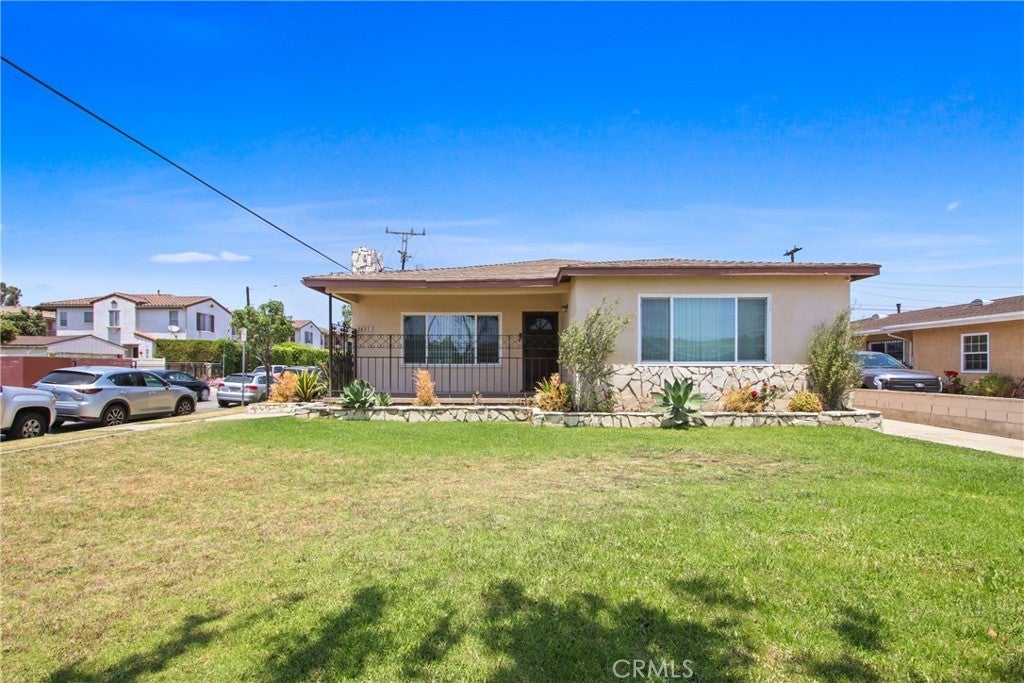 3857 W 135th