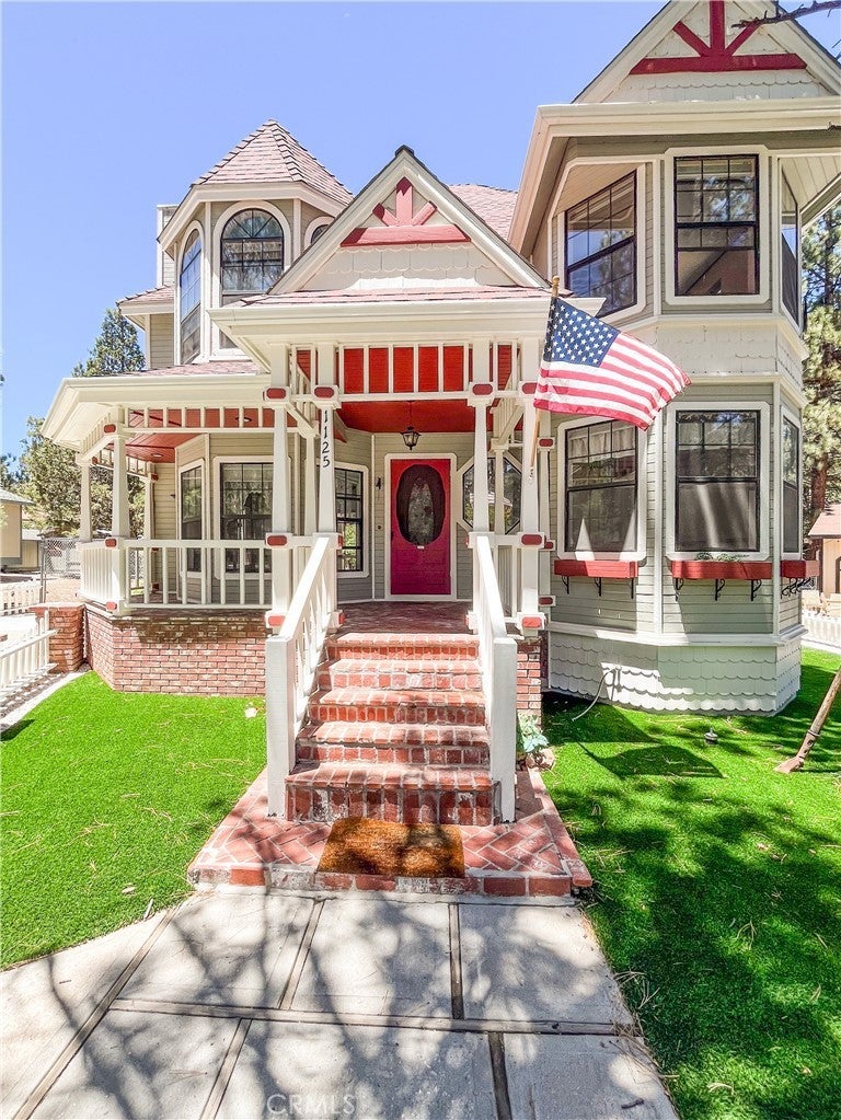 1125 Hemlock Lane, Big Bear City