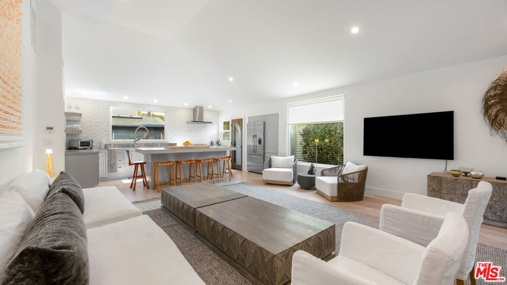 Photo of Listing #25551723