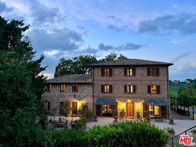 10 Via San Lorenzo, Umbria, Italy, 