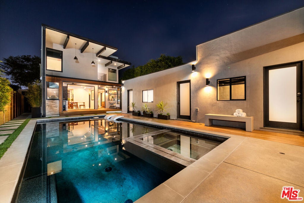 Photo of Listing #25551835