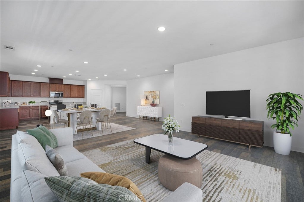 Photo of Listing #IG25126030