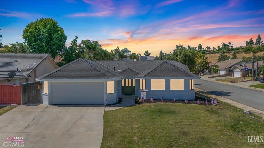 5801 Cedar Falls Drive, Bakersfield