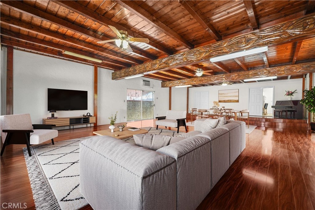 Photo of Listing #PW25132911