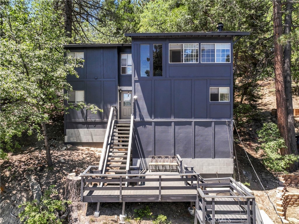 Listing photo for 32538 Scandia Drive, Running Springs, CA, Cabin home for sale