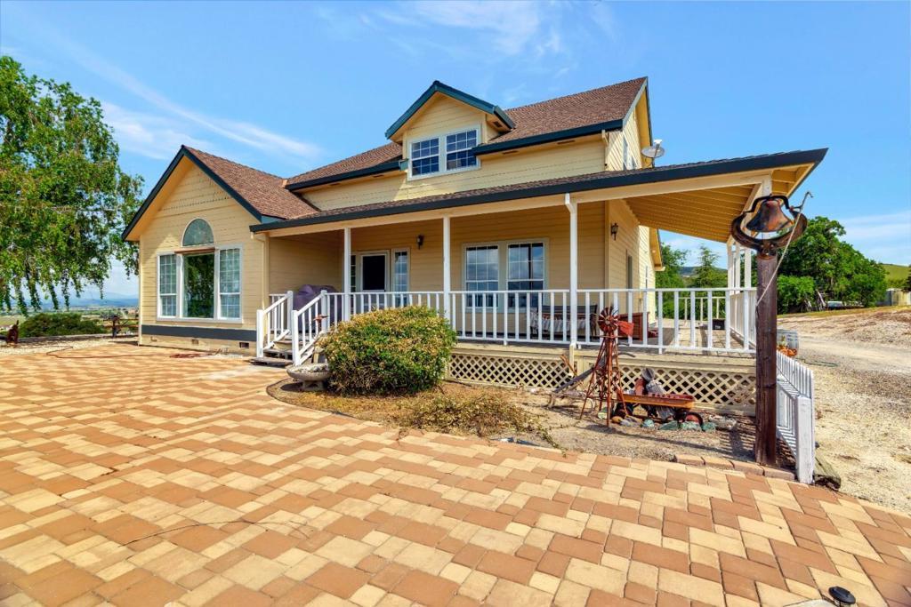 Photo of Listing #ML82011183