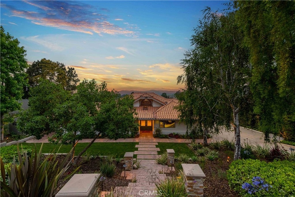 Photo of Listing #SR25134326