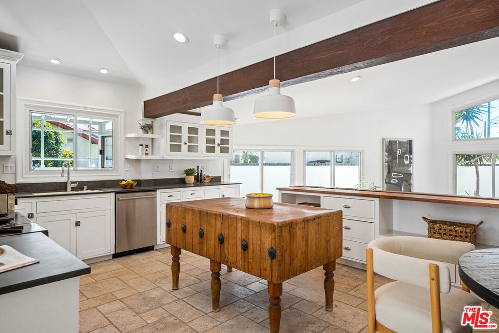 Photo of Listing #25553001