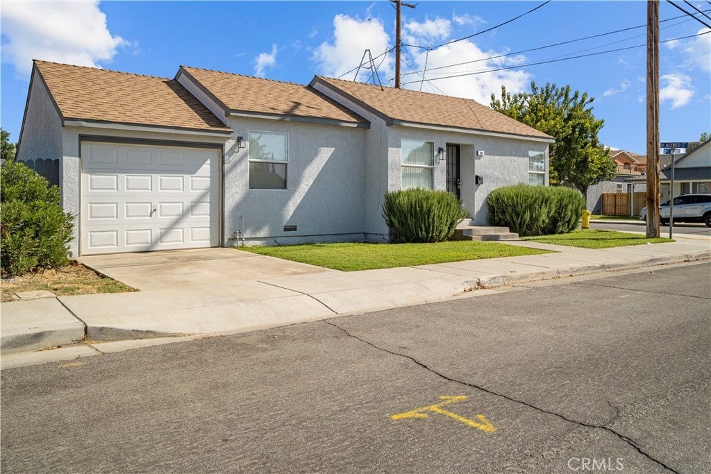 Photo of Listing #PW25134812