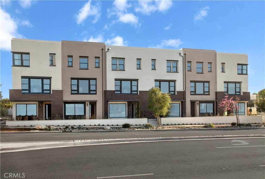 1080 Foothill Boulevard, Claremont