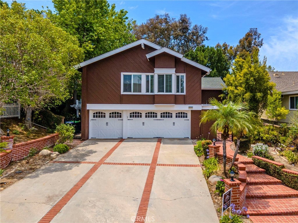 Photo of Listing #OC25137049