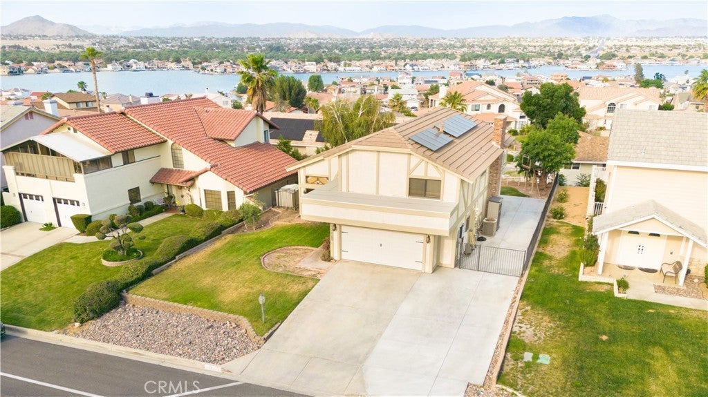 Photo of Listing #IV25137245