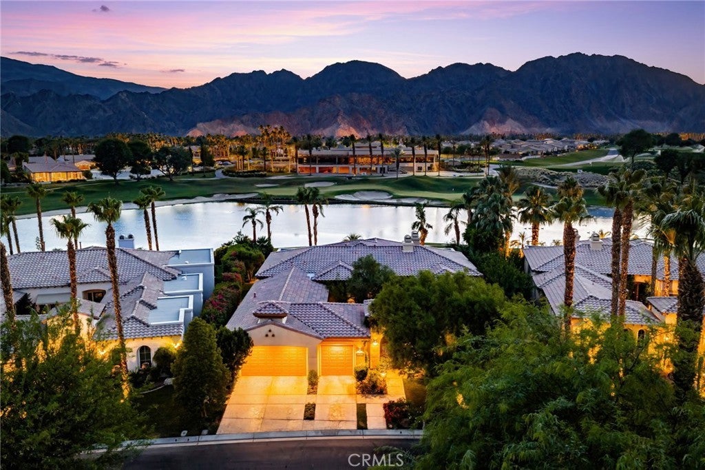 Photo of Listing #CV25136398