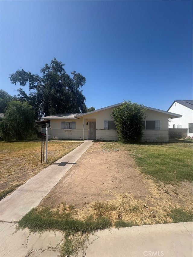 927 E. Murphy, Blythe