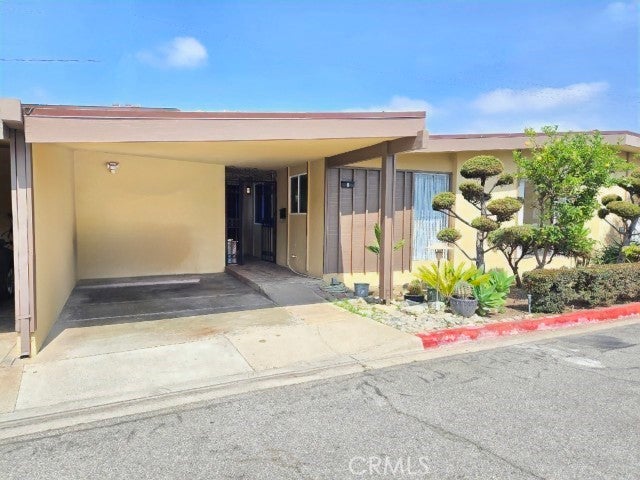 6 Merit Park Drive