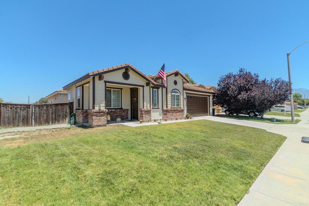 Photo of Listing #PTP2504624