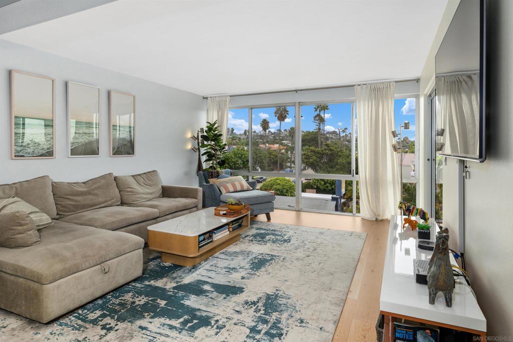 Photo of Listing #250031223SD