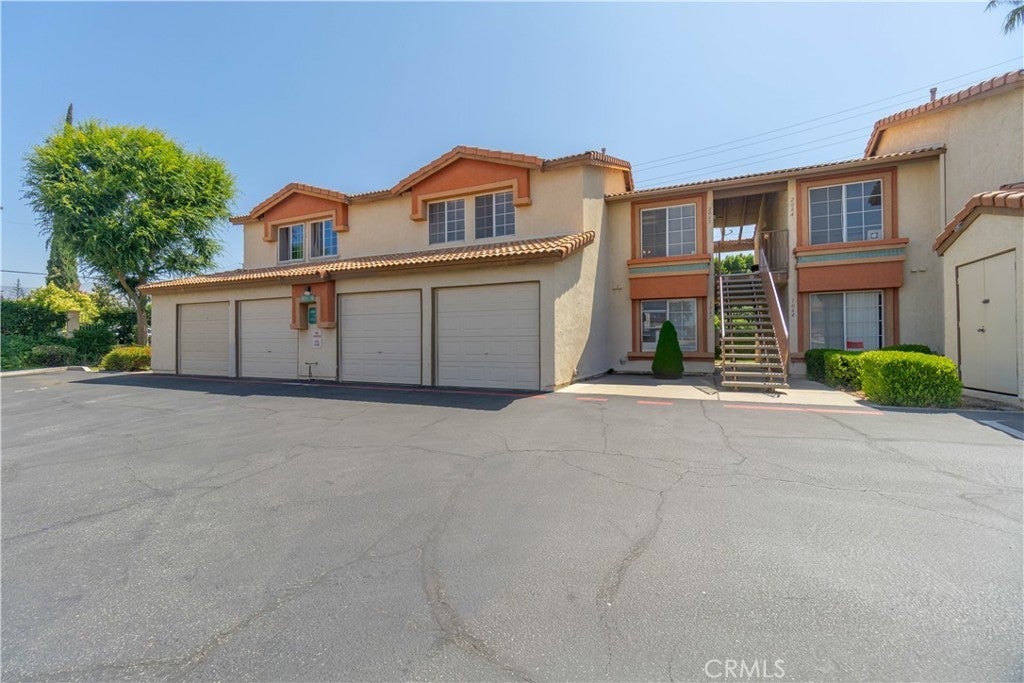 1365 Crafton Avenue 2065, Mentone