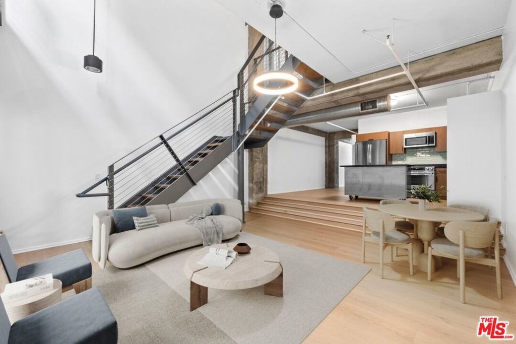 Photo of Listing #25554107